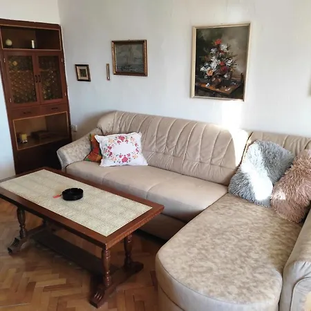 Natali Apartment *